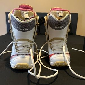 Snowboard Boots